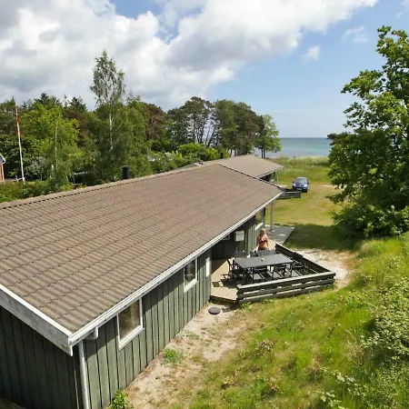 بيت للعطل Four-bedroom Holiday In Nexo 12 Snogebæk